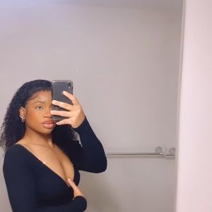 Meet your Posher, Funanya